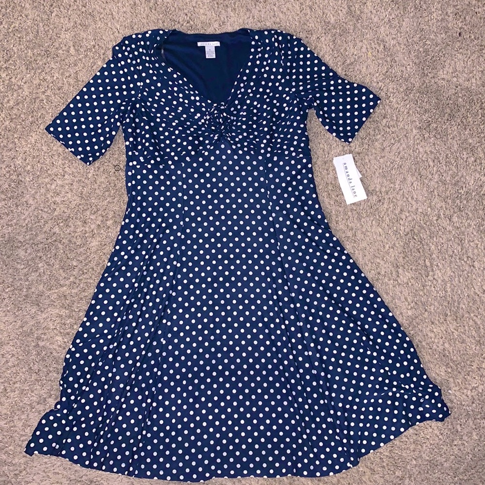 Amanda Lane Navy Polka Dot, XL EUC